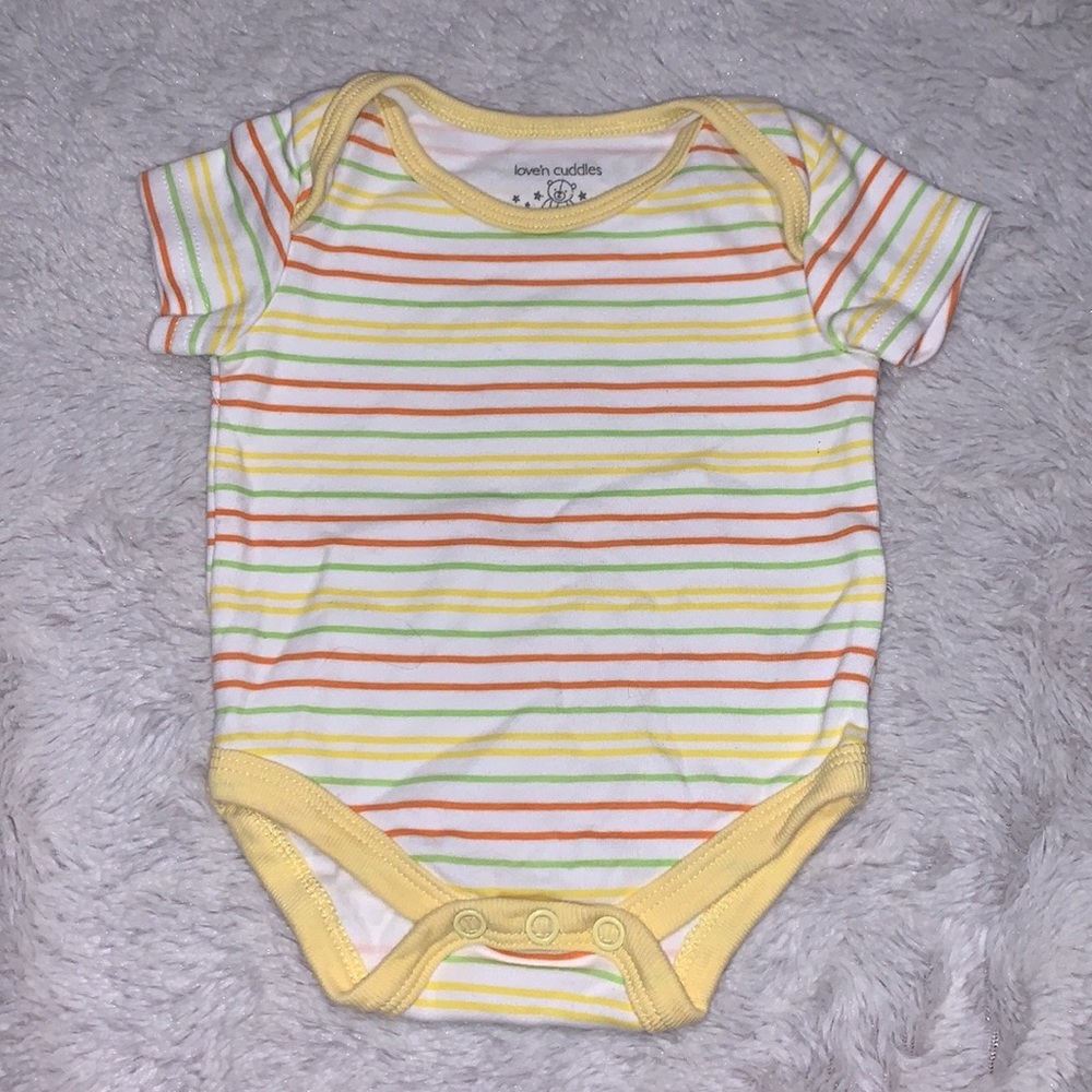 (3 for $10) love n cuddles 100% cotton yellow striped bodysuit gender neutral